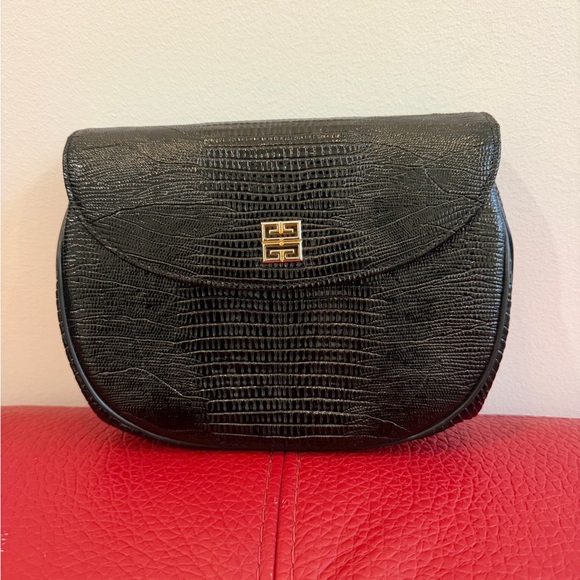 Givenchy Handbags - Elegant Vtg Givenchy Paris Black Embossed Lizard Women's Handbag Clutch